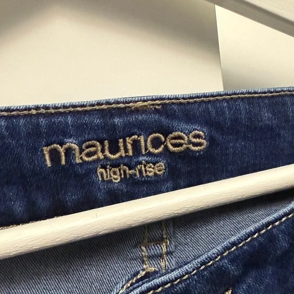 Maurices High Rise Jeans - Picture 4 of 6